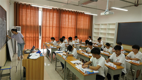 郑州京太全日制艺考生文化课培训机构_优状元高三补习学校效果如何？